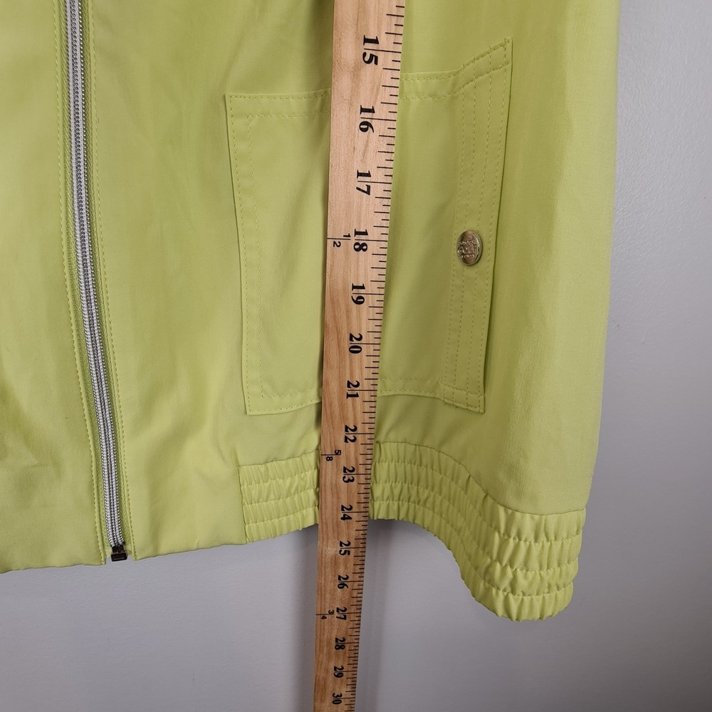 Zenergy Golf By Chico's Women's Performance Vest Neon Green Size 2 Vented Pocket - Picture 4 of 10